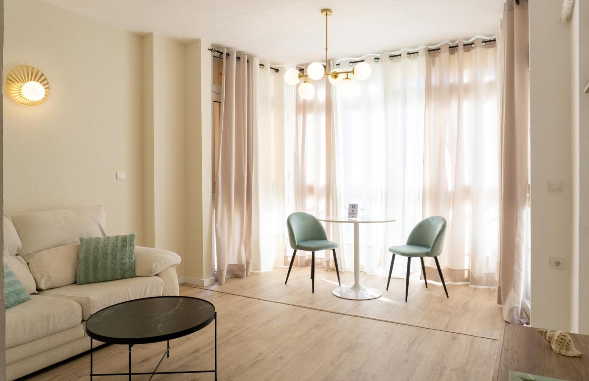 Apartamento Picasso 托雷莫利诺斯 外观 照片